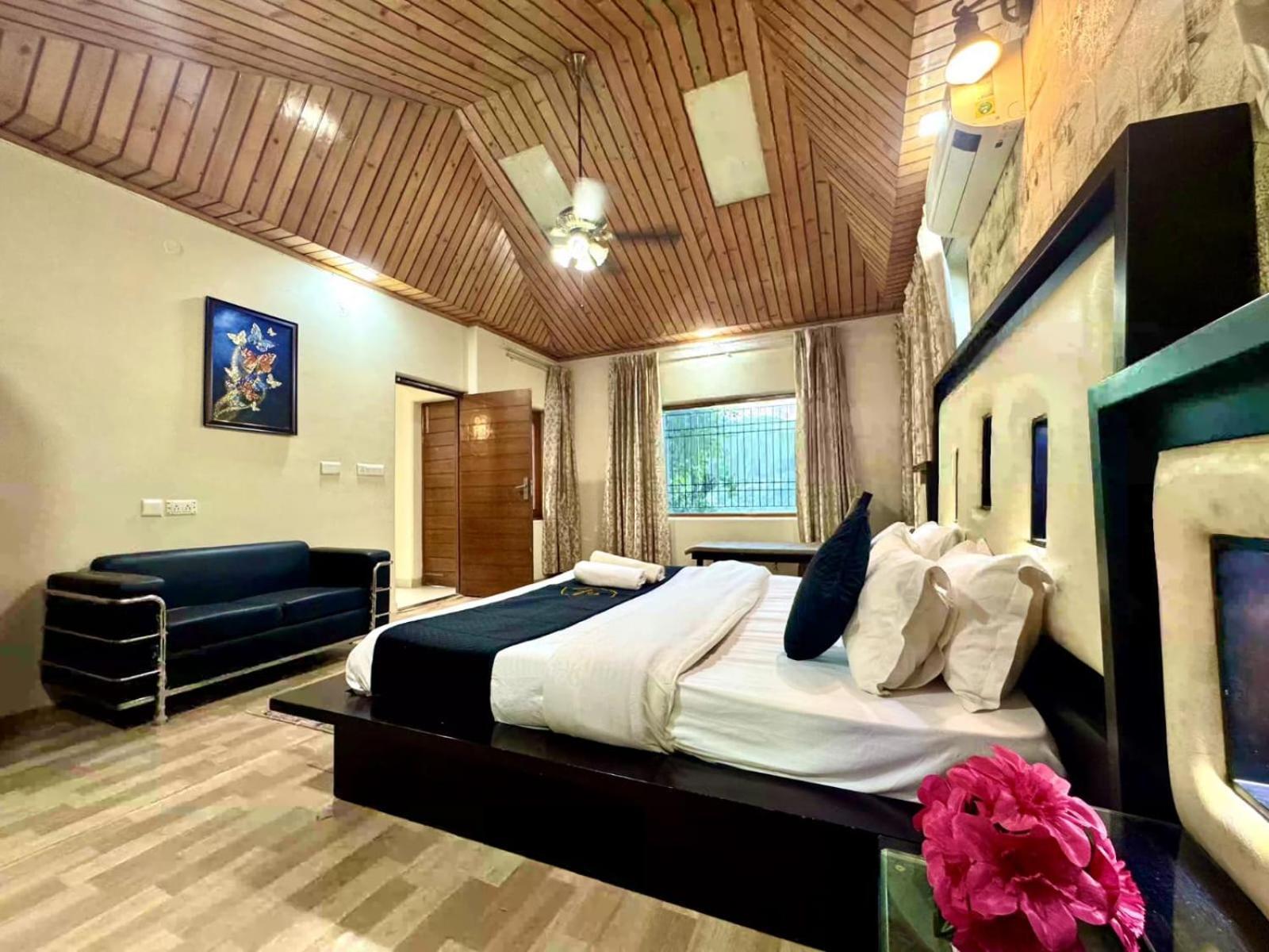 The Summer House Kasauli I Party & Music I Sky Bonfire I Managed By Exotic Stays Exterior foto