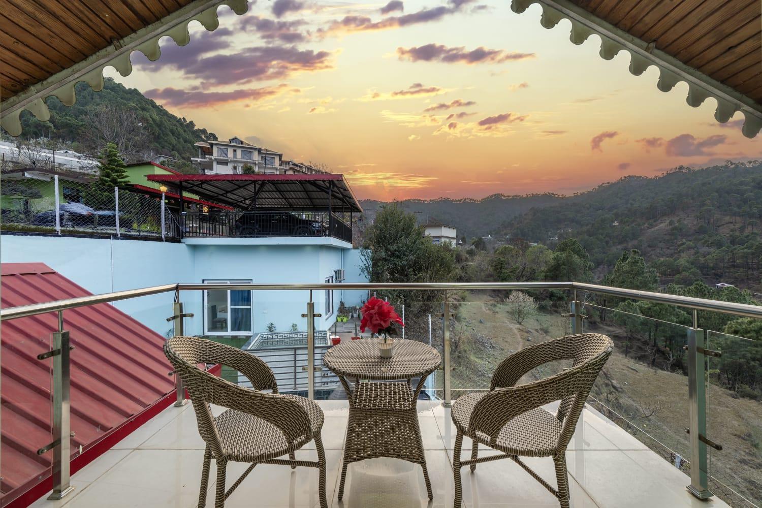 The Summer House Kasauli I Party & Music I Sky Bonfire I Managed By Exotic Stays Exterior foto